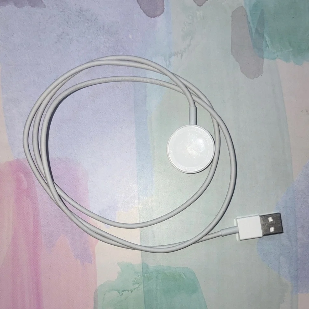 Apple White Magnetic Charging Cable for iWatch USB port